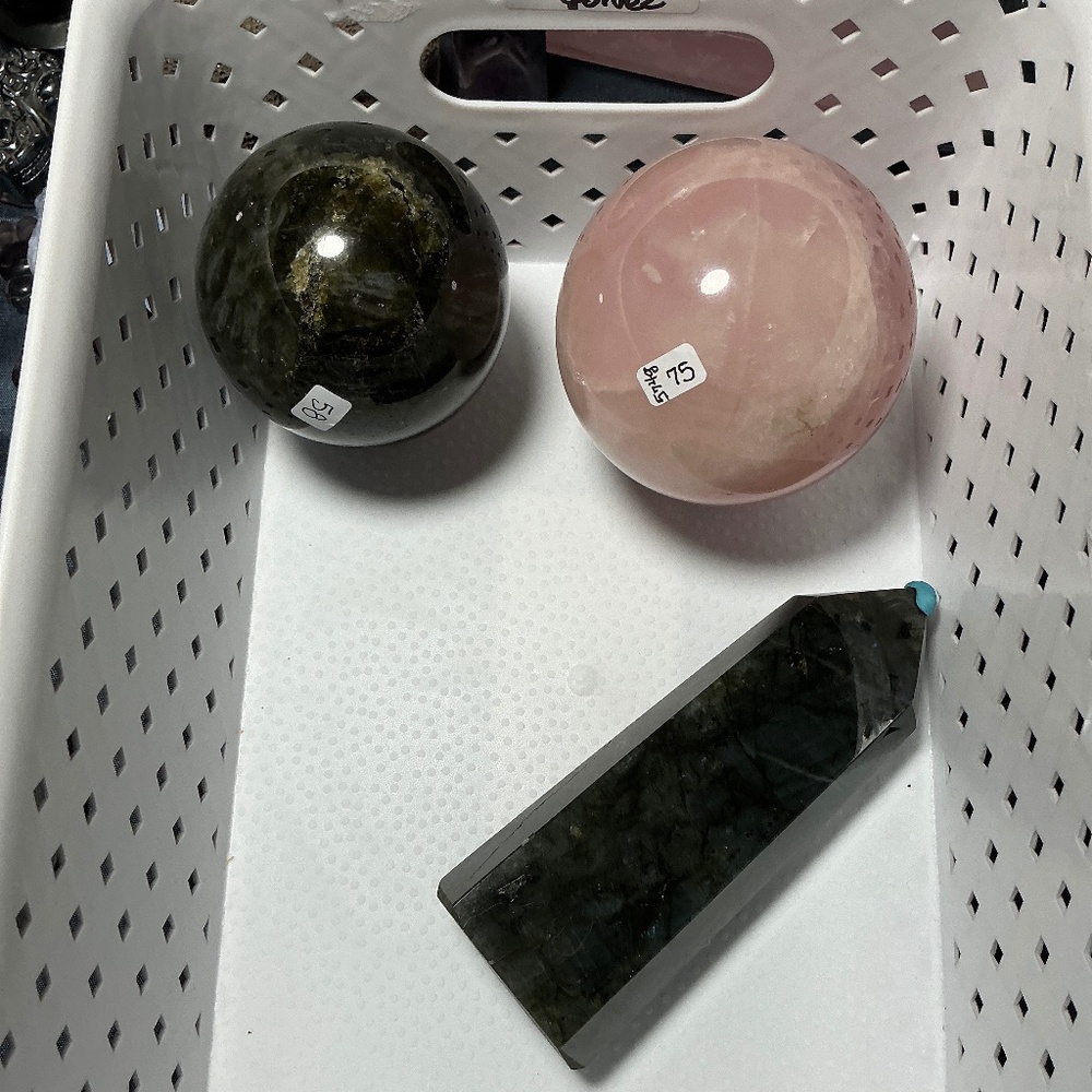 Valenciagomez crystal basket May 27